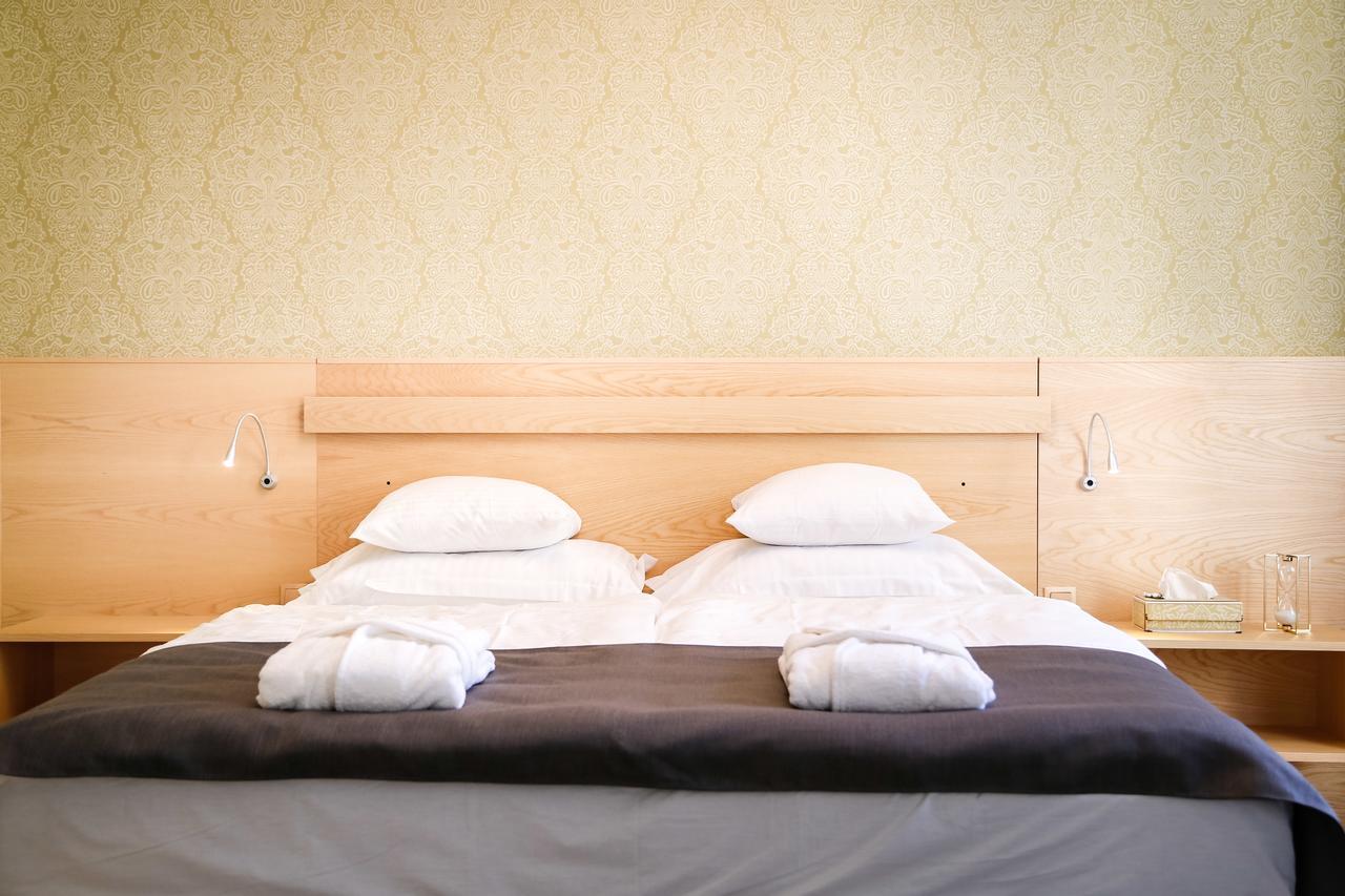 Doenhoff Aparthotel 3*